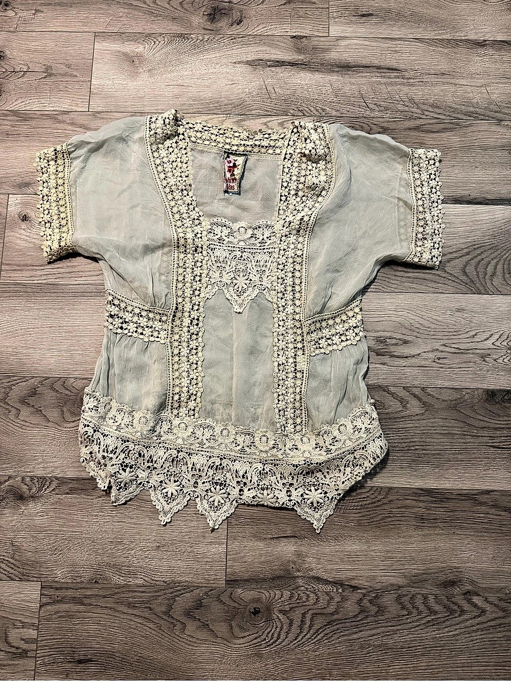 Johnny Was Lace Trim Embroidered Tunic light blue & Cream Medium